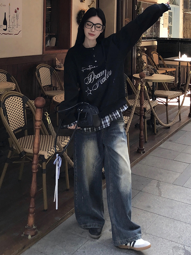 سترة نسائية بأسلوب أمريكي عتيق - مراجعة Streetwear Brands Of The Year 2025 وسعره